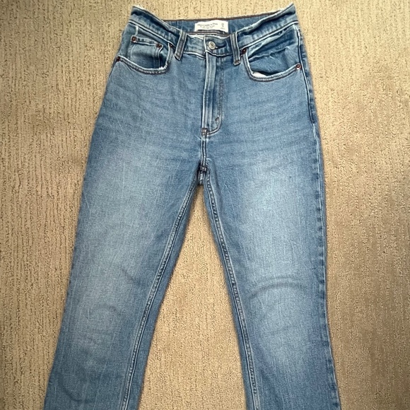 Abercrombie 90s Slim Straight Jeans - Picture 3 of 3